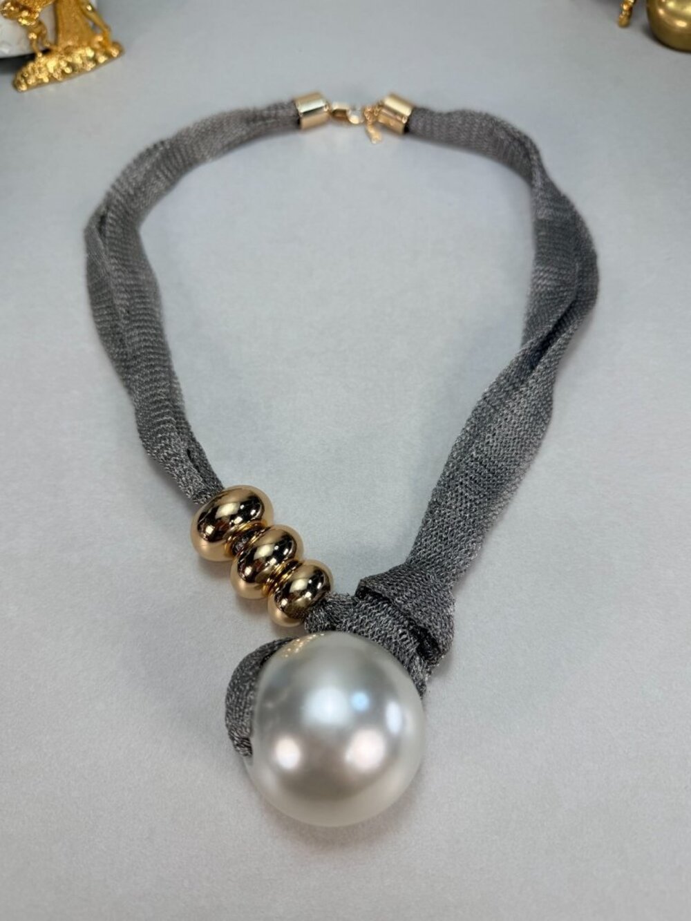 Zara Runway Pearl Pendant Mesh Necklace NWOT Statement Piece - Picture 7 of 8